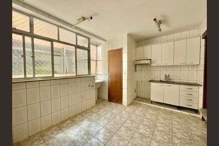 Apartamento para alugar com 70m², 2 quartos e 1 vaga