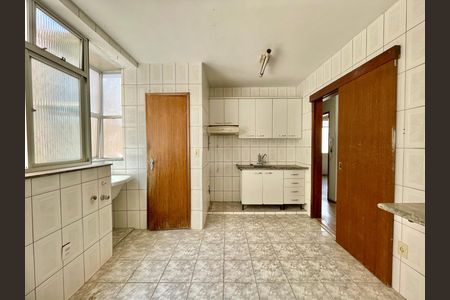 Apartamento para alugar com 70m², 2 quartos e 1 vaga