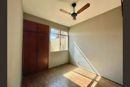 Apartamento para alugar com 70m², 2 quartos e 1 vaga