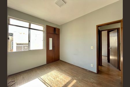 Apartamento para alugar com 70m², 2 quartos e 1 vaga