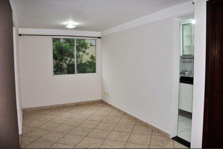 Detalhe - Sala de apartamento para alugar com 3 quartos, 60m² em Vila Guedes, São Paulo