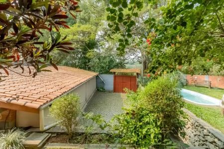 Casa à venda com 306m², 3 quartos e 10 vagas