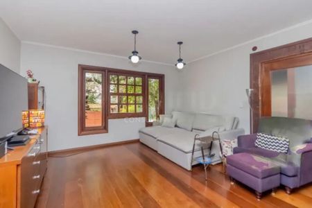 Casa à venda com 306m², 3 quartos e 10 vagas