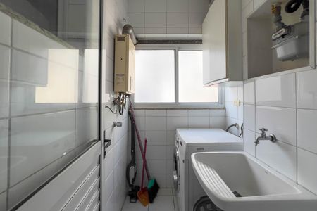 Apartamento à venda com 64m², 2 quartos e 2 vagasCozinha e área de serviço 