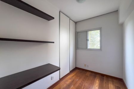 Apartamento à venda com 64m², 2 quartos e 2 vagasQuarto 2