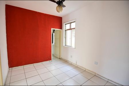 Sala de apartamento para alugar com 2 quartos, 79m² em Benfica, Rio de Janeiro