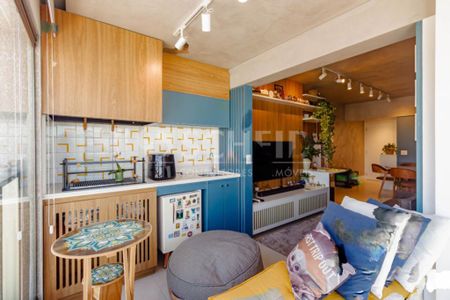 Apartamento à venda com 2 quartos, 70m² em Sumarezinho, São Paulo