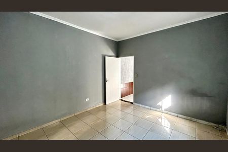 Casa para alugar com 80m², 2 quartos e sem vaga Casa para alugar com 80m², 2 quartos e sem vagaQuarto 1