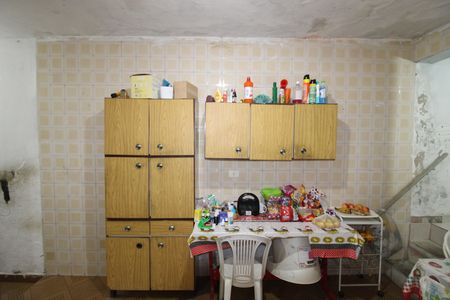 Casa para alugar com 2m², 2 quartos e 2 vagasCozinha