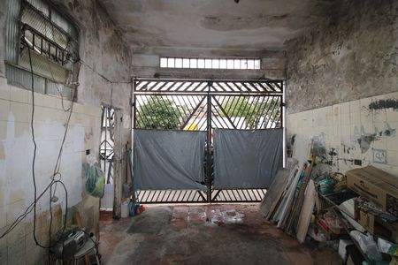 Casa para alugar com 2m², 2 quartos e 2 vagasGaragem