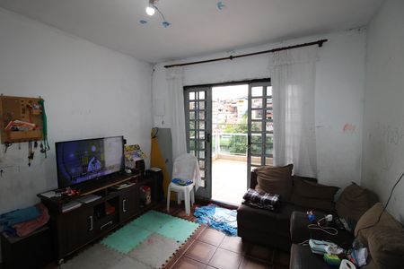 Sala de casa para alugar com 2 quartos, 2m² em Parque Savoy City, São Paulo
