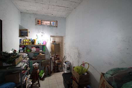 Casa para alugar com 2m², 2 quartos e 2 vagasÁrea de Serviço - Quarto