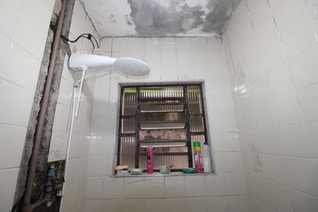 Casa para alugar com 2m², 2 quartos e 2 vagasBanheiro