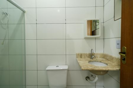 Banheiro de apartamento para alugar com 1 quarto, 28m² em Piraporinha, Diadema