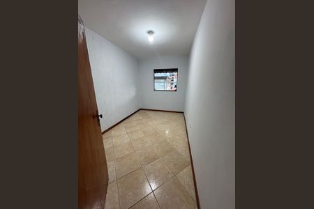 Quarto de casa para alugar com 3 quartos, 390m² em Alto do Gaia, Nova Lima