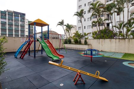Apartamento para alugar com 47m², 2 quartos e 1 vaga Apartamento para alugar com 47m², 2 quartos e 1 vagaPlayground