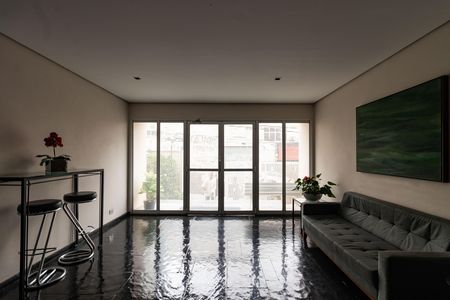 Apartamento para alugar com 47m², 2 quartos e 1 vaga Apartamento para alugar com 47m², 2 quartos e 1 vagaHall social