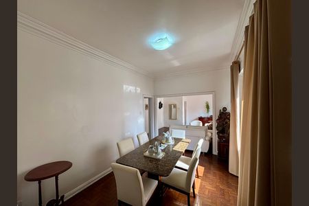 Apartamento à venda com 125m², 2 quartos e 1 vaga