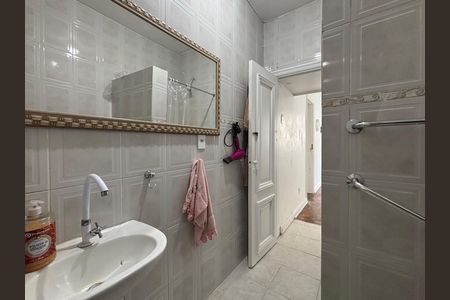 Apartamento à venda com 125m², 2 quartos e 1 vaga
