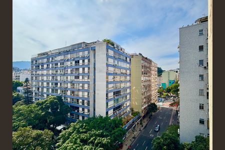 Apartamento à venda com 125m², 2 quartos e 1 vaga