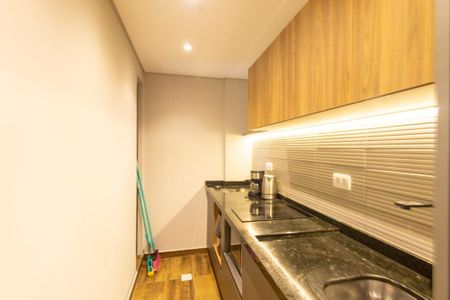 Apartamento à venda com 34m², 1 quarto e 1 vaga Apartamento à venda com 34m², 1 quarto e 1 vagaCozinha e Área de Serviço