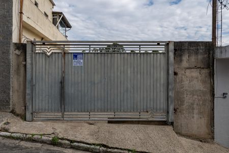 Casa para alugar com 60m², 1 quarto e sem vaga Casa para alugar com 60m², 1 quarto e sem vagaFachada
