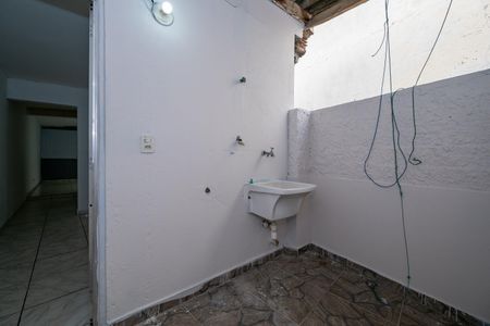 Casa para alugar com 60m², 1 quarto e sem vaga Casa para alugar com 60m², 1 quarto e sem vagaÁrea de Serviço