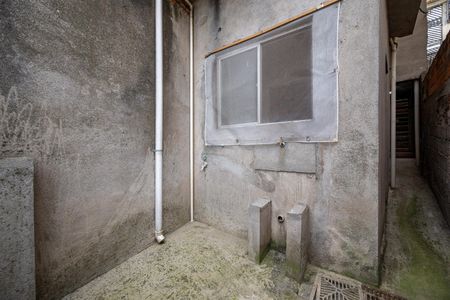 Área de Serviço de casa para alugar com 1 quarto, 50m² em Cidade Domitila, São Paulo