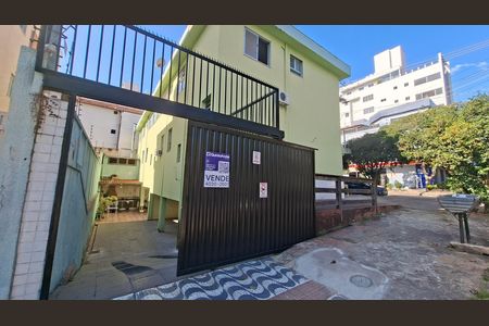 Apartamento à venda com 90m², 3 quartos e 4 vagas Apartamento à venda com 90m², 3 quartos e 4 vagasFachada / Placa G: RMGS 196