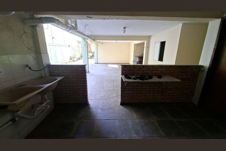 Apartamento à venda com 90m², 3 quartos e 4 vagas Apartamento à venda com 90m², 3 quartos e 4 vagasGaragem: 5 carros