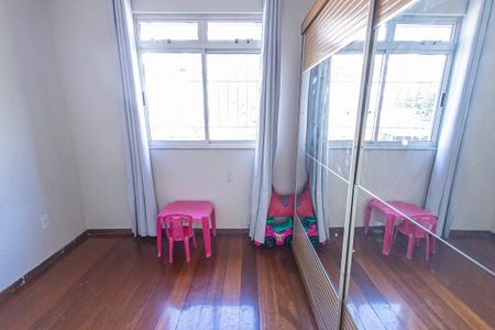 Apartamento à venda com 90m², 3 quartos e 4 vagas Apartamento à venda com 90m², 3 quartos e 4 vagasquarto 2