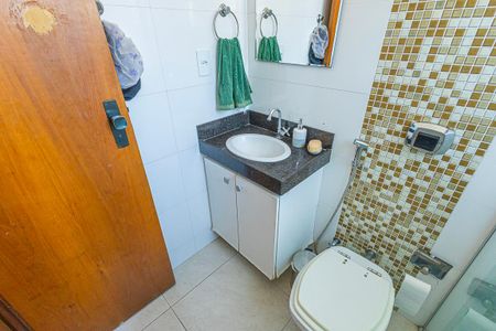 Apartamento à venda com 90m², 3 quartos e 4 vagas Apartamento à venda com 90m², 3 quartos e 4 vagassuite