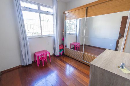 Apartamento à venda com 90m², 3 quartos e 4 vagas Apartamento à venda com 90m², 3 quartos e 4 vagasquarto 2