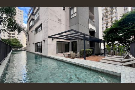 Studio para alugar com 33m², 1 quarto e 1 vaga Studio para alugar com 33m², 1 quarto e 1 vagaPiscina