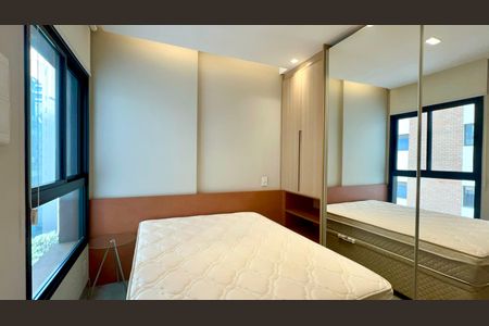 Studio para alugar com 33m², 1 quarto e 1 vaga Studio para alugar com 33m², 1 quarto e 1 vagaSuite