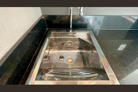 Studio para alugar com 33m², 1 quarto e 1 vaga Studio para alugar com 33m², 1 quarto e 1 vagaÁrea de Serviço