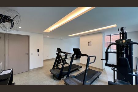Studio para alugar com 33m², 1 quarto e 1 vaga Studio para alugar com 33m², 1 quarto e 1 vagaAcademia