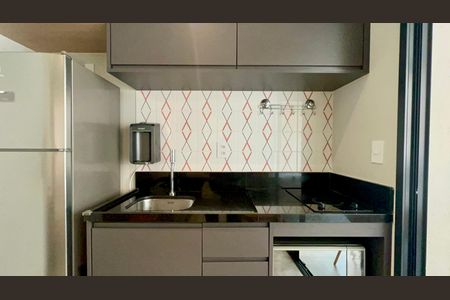 Studio para alugar com 33m², 1 quarto e 1 vaga Studio para alugar com 33m², 1 quarto e 1 vagaCozinha