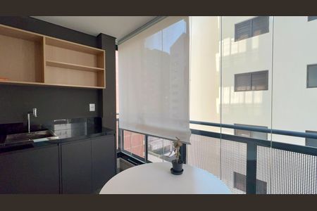 Studio para alugar com 33m², 1 quarto e 1 vaga Studio para alugar com 33m², 1 quarto e 1 vagaVaranda