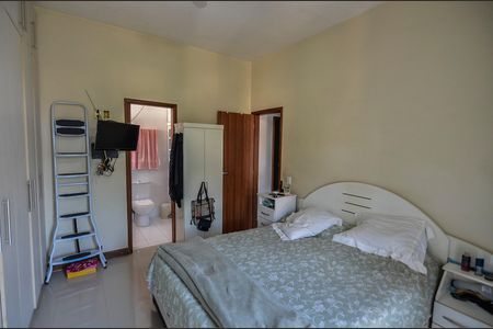 Apartamento à venda com 103m², 2 quartos e 1 vaga Apartamento à venda com 103m², 2 quartos e 1 vagaSuíte