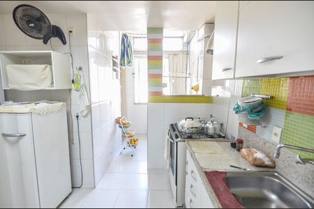 Apartamento à venda com 103m², 2 quartos e 1 vaga Apartamento à venda com 103m², 2 quartos e 1 vagaCozinha