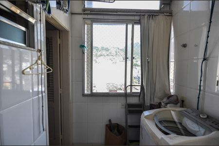 Apartamento à venda com 103m², 2 quartos e 1 vaga Apartamento à venda com 103m², 2 quartos e 1 vagaÁrea de Serviço
