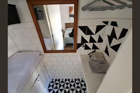 Studio à venda com 28m², 1 quarto e sem vaga Studio à venda com 28m², 1 quarto e sem vagaDispensa