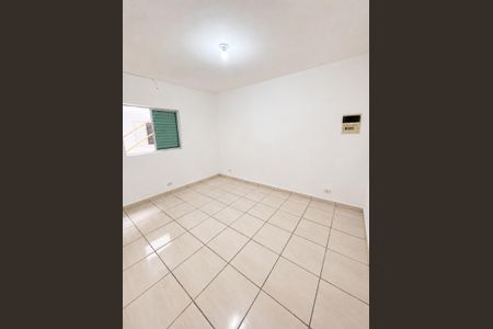 Quarto de casa para alugar com 1 quarto, 70m² em Parque Alexandre, Cotia