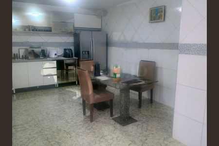 Casa à venda com 3 quartos, 500m² em Vila Sao Jose (Cidade Dutra), São Paulo