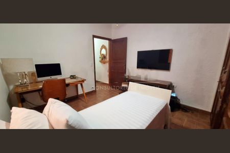Casa à venda com 155m², 4 quartos e 2 vagas