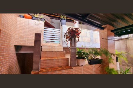 Casa à venda com 155m², 4 quartos e 2 vagas