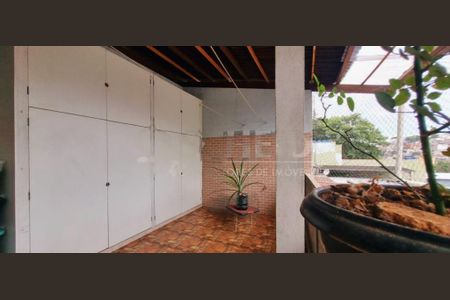 Casa à venda com 155m², 4 quartos e 2 vagas