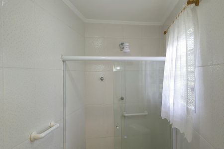 Casa para alugar com 300m², 4 quartos e 4 vagas Casa para alugar com 300m², 4 quartos e 4 vagasBanheiro da Suíte 1