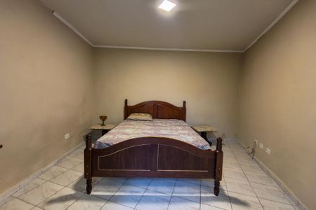 Casa para alugar com 300m², 4 quartos e 4 vagas Casa para alugar com 300m², 4 quartos e 4 vagasSuite 1